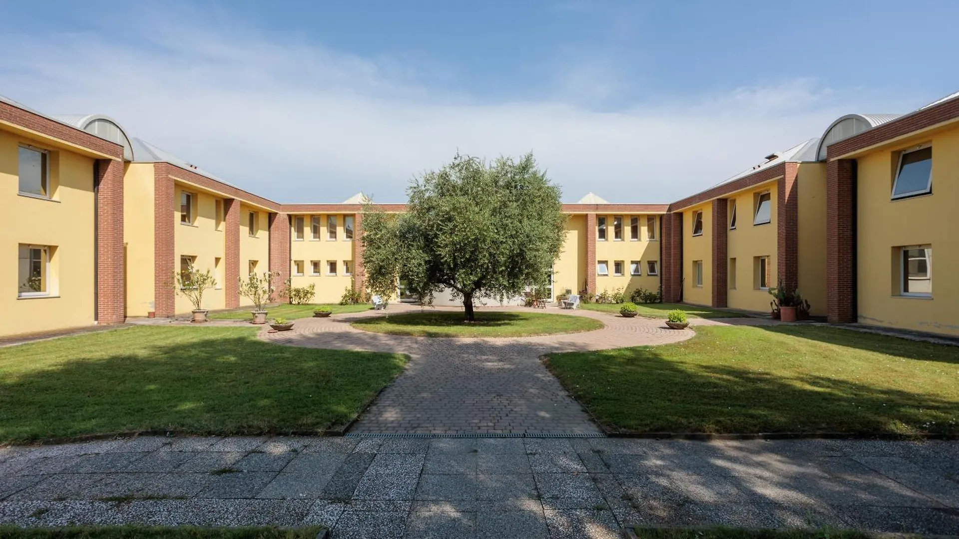 Eurhotel Fontevivo Hotel